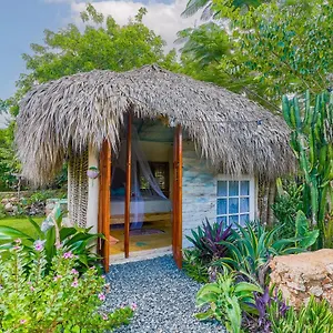  Farm stay Guaiguei Dominican Republic
