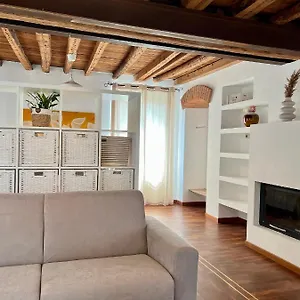 Apartment La Dolce Casa Italy